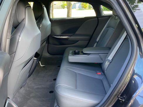 Used 2024 Lucid Air Pure RWD image 48