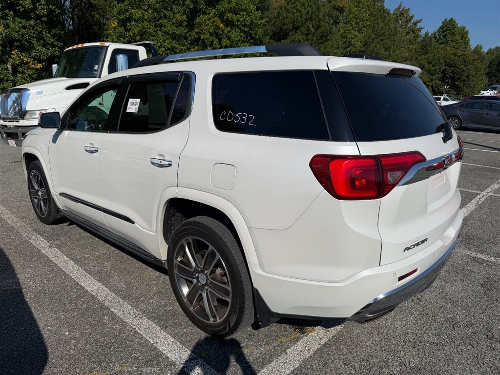 Used 2018 GMC Acadia Denali w/ Technology Package AWD/4WD image 2