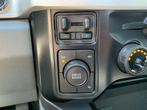 New 2025 Ford F350 XLT w/ Black Appearance Package image 19