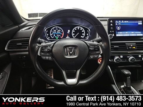 Used 2021 Honda Accord Sport image 9