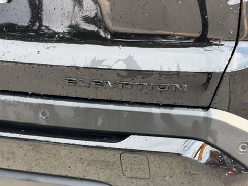 Used 2026 GMC Terrain Elevation w/ Elevation Premium Package FWD image 7