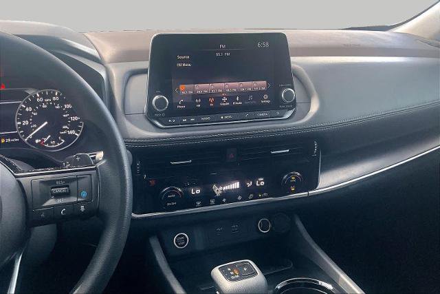 Certified 2022 Nissan Rogue SV FWD image 7