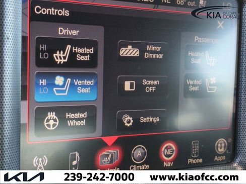 Used 2015 Dodge Challenger R/T Scat Pack w/ Leather Interior Group image 22