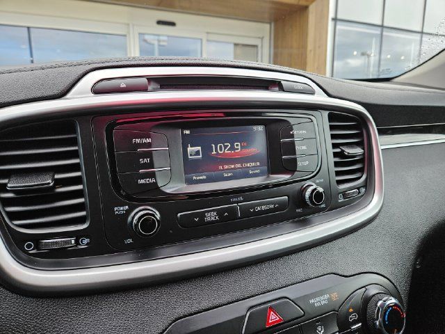 Used 2016 Kia Sorento AWD w/ LX Convenience Package image 24
