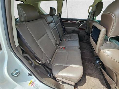 Used 2013 Lexus GX 460 Premium AWD/4WD image 19