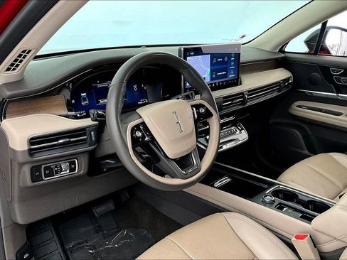 Used 2023 Lincoln Corsair Reserve image 16