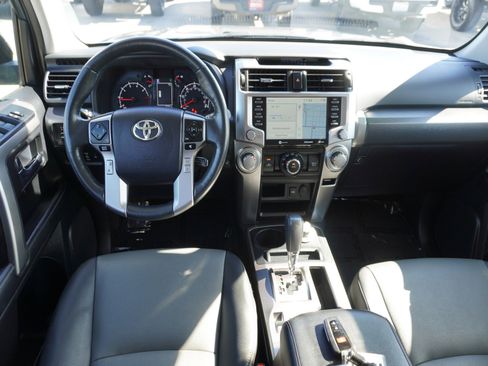 Used 2024 Toyota 4Runner SR5 Premium image 2