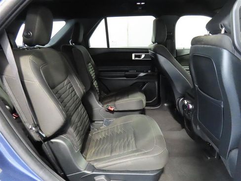 Used 2020 Ford Explorer XLT RWD image 36