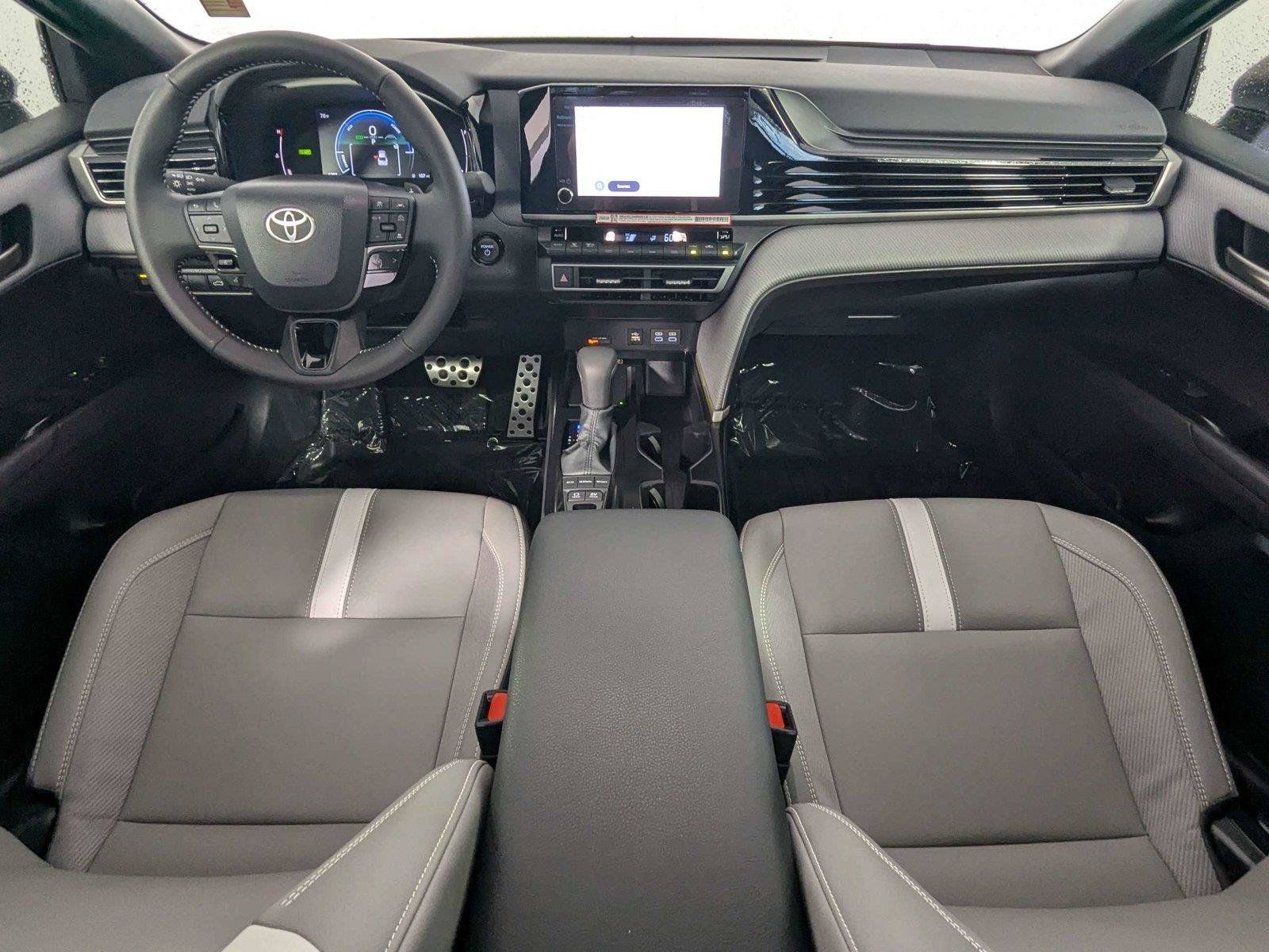 Used 2026 Toyota Camry SE w/ Convenience Package FWD image 35