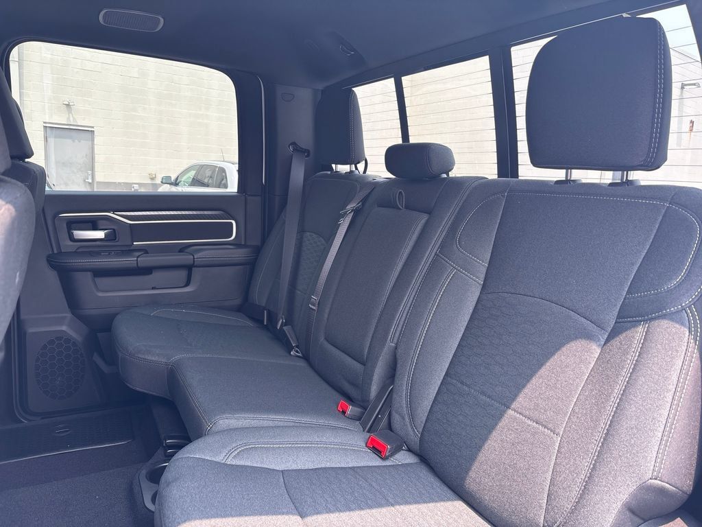 New 2026 RAM 3500 Big Horn AWD/4WD image 27