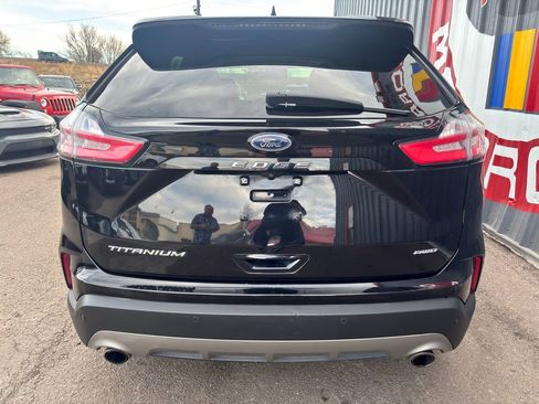 Used 2021 Ford Edge Titanium image 8