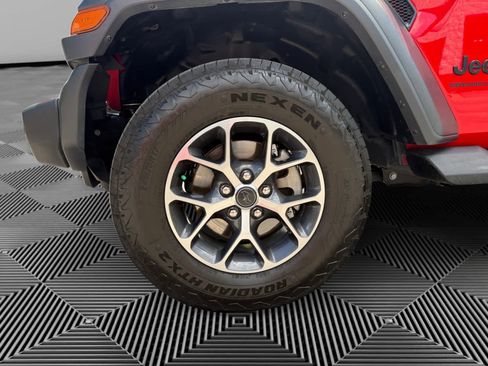 Used 2024 Jeep Wrangler Sport S image 9