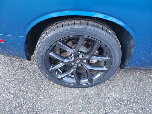 Used 2022 Dodge Challenger GT w/ Plus Package RWD image 6