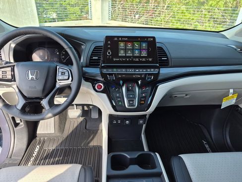 New 2026 Honda Odyssey Elite image 10