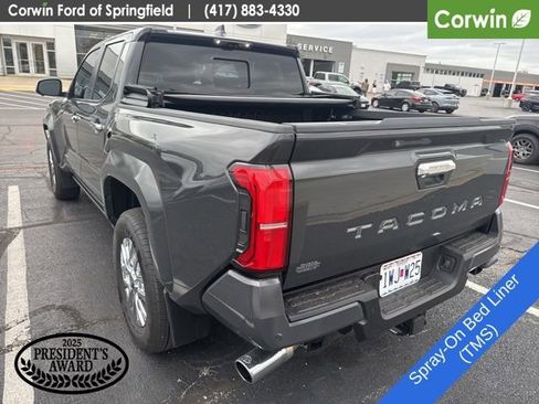 Used 2025 Toyota Tacoma Limited image 5