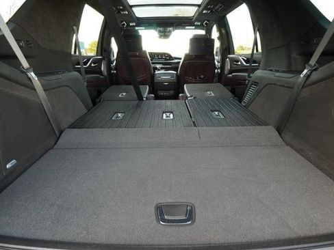 Used 2023 Cadillac Escalade V image 33