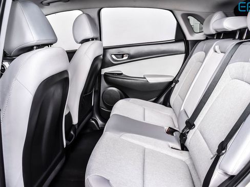 Used 2023 Hyundai Kona SE w/ Cargo Package FWD image 21