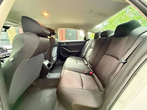 Used 2019 Honda Accord LX image 7