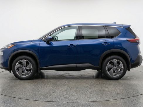 Used 2025 Nissan Rogue SV FWD image 5