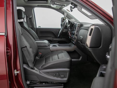 Used 2017 GMC Sierra 3500 Denali w/ Duramax Plus Package AWD/4WD image 11