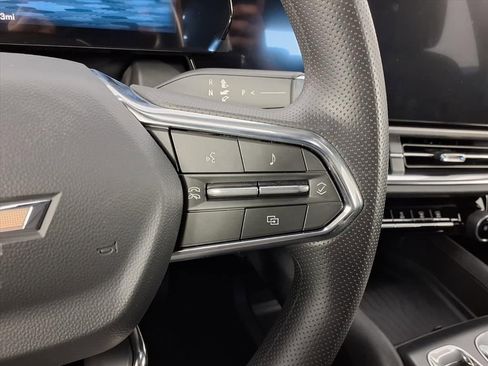 New 2026 Chevrolet Equinox EV LT image 7