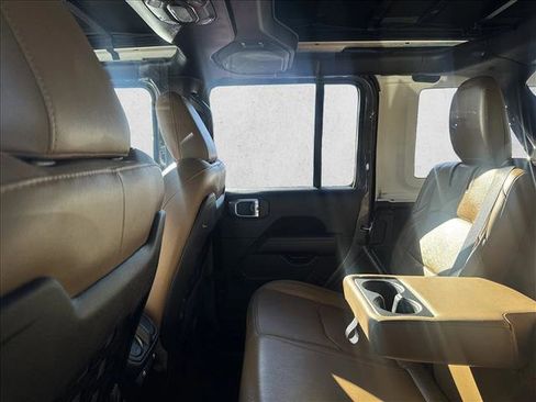 Used 2023 Jeep Wrangler Unlimited Rubicon 4xe w/ Steel Bumper Group image 11