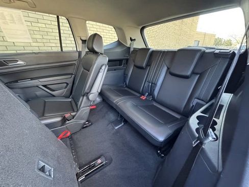 Used 2019 Volkswagen Atlas SE image 11