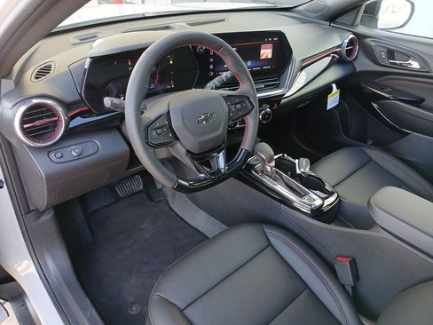 New 2026 Chevrolet Trax RS w/ Sunroof Package image 10