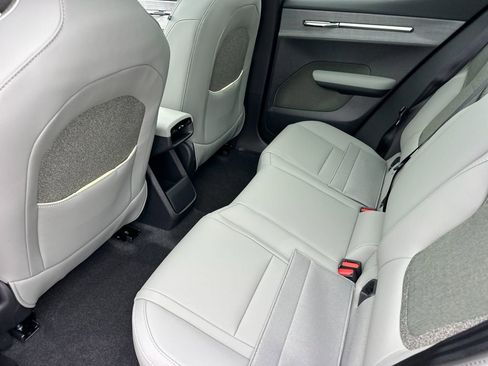 New 2026 Volvo EX30 Plus w/ Climate Package image 11