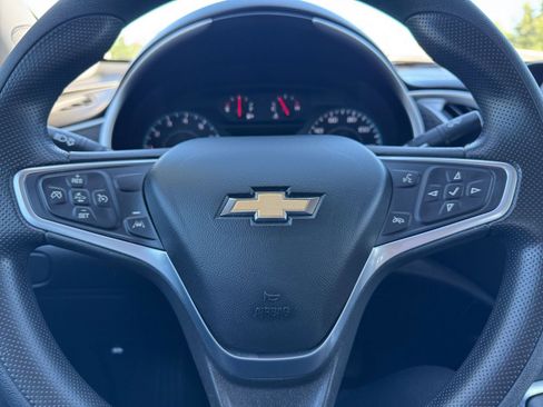 Used 2023 Chevrolet Malibu LT image 29