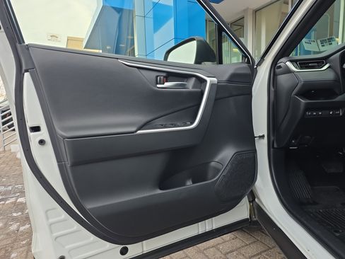 Used 2022 Toyota RAV4 XSE image 13