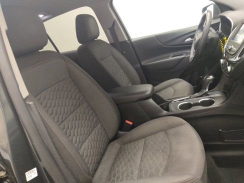 Used 2018 Chevrolet Equinox LT FWD image 21