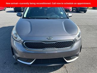 Used 2018 Kia Niro LX FWD video 1
