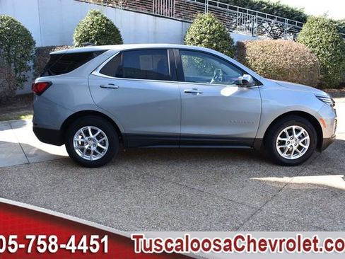 Used 2024 Chevrolet Equinox LT image 11