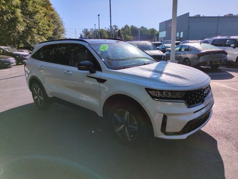 Used 2023 Kia Sorento S w/ Panoramic Sunroof Package FWD image 1