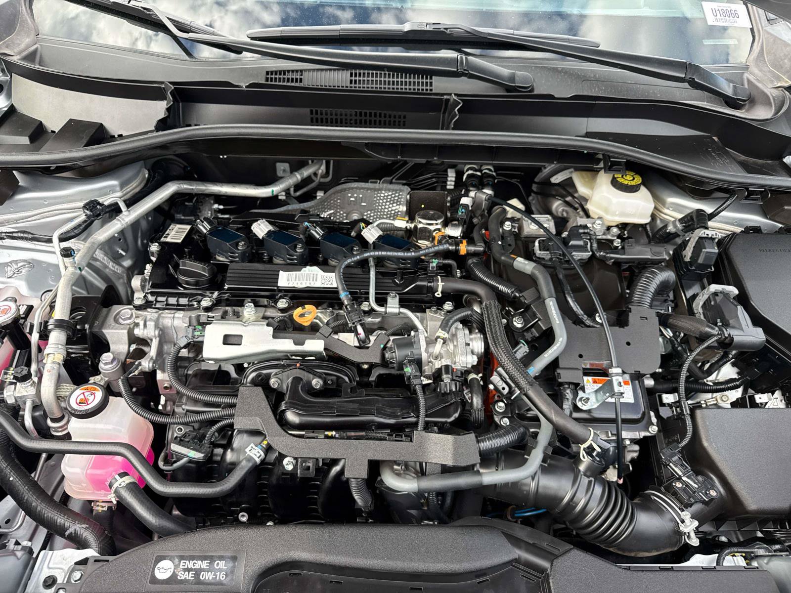 Used 2025 Toyota Corolla Cross AWD Hybrid image 9