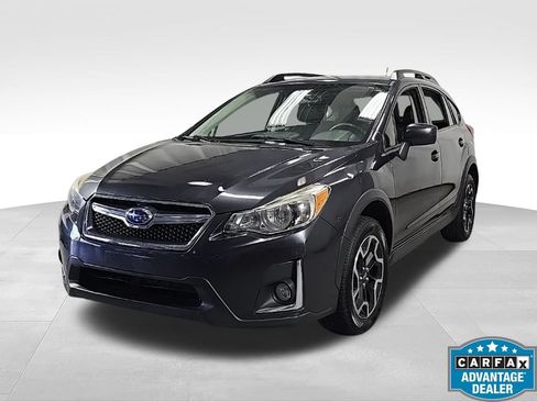 Used 2016 Subaru Crosstrek 2.0i Premium AWD/4WD image 2