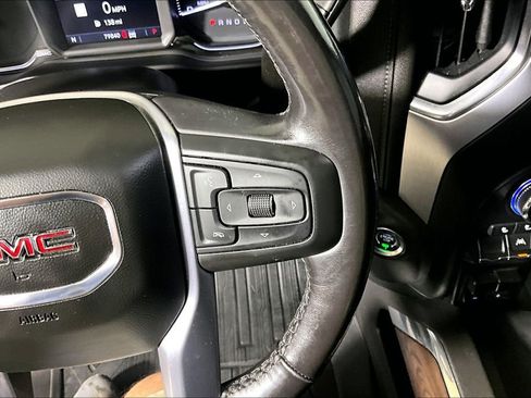 Used 2022 GMC Sierra 1500 SLT w/ SLT Premium Plus Package AWD/4WD image 15