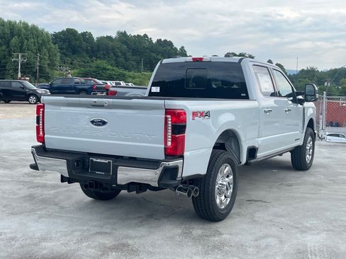 New 2026 Ford F350 Lariat w/ Lariat Ultimate Package AWD/4WD image 3
