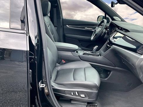Certified 2023 Cadillac XT6 Sport w/ Technology Package image 29
