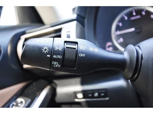 Used 2016 Lexus IS 300 AWD w/ Premium Package image 17