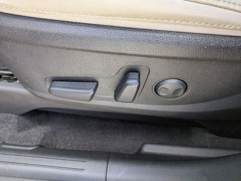 Used 2020 Kia Telluride EX image 19