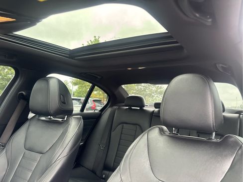 Used 2020 BMW 330i xDrive Sedan w/ Premium Package AWD/4WD image 17