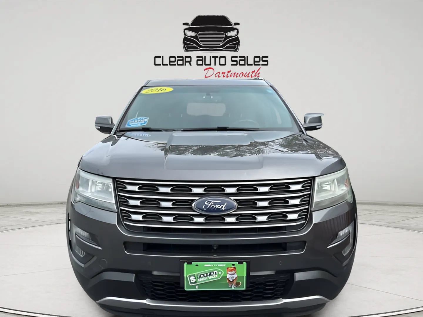 Used 2016 Ford Explorer Limited AWD/4WD image 2