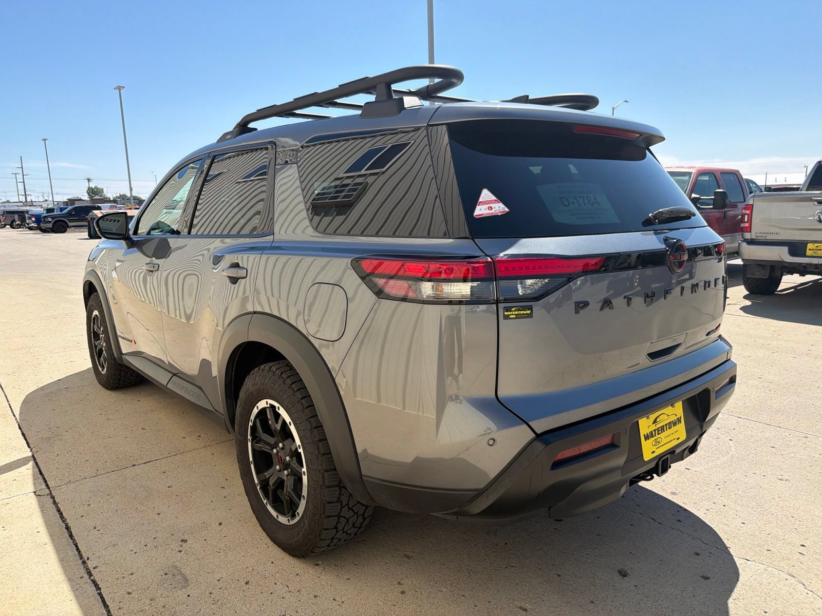 Used 2026 Nissan Pathfinder Rock Creek AWD/4WD image 5