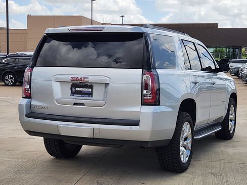 Used 2017 GMC Yukon SLE w/ SLE Value Package RWD image 9