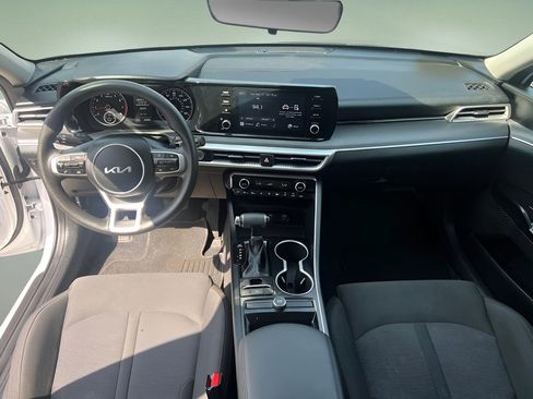 Used 2023 Kia K5 LXS image 17