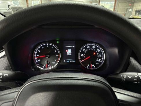 Certified 2022 Toyota RAV4 LE image 30