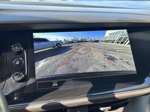 Used 2023 Buick Envision Essence image 20
