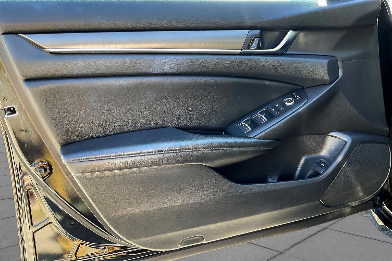 Used 2020 Honda Accord LX image 21